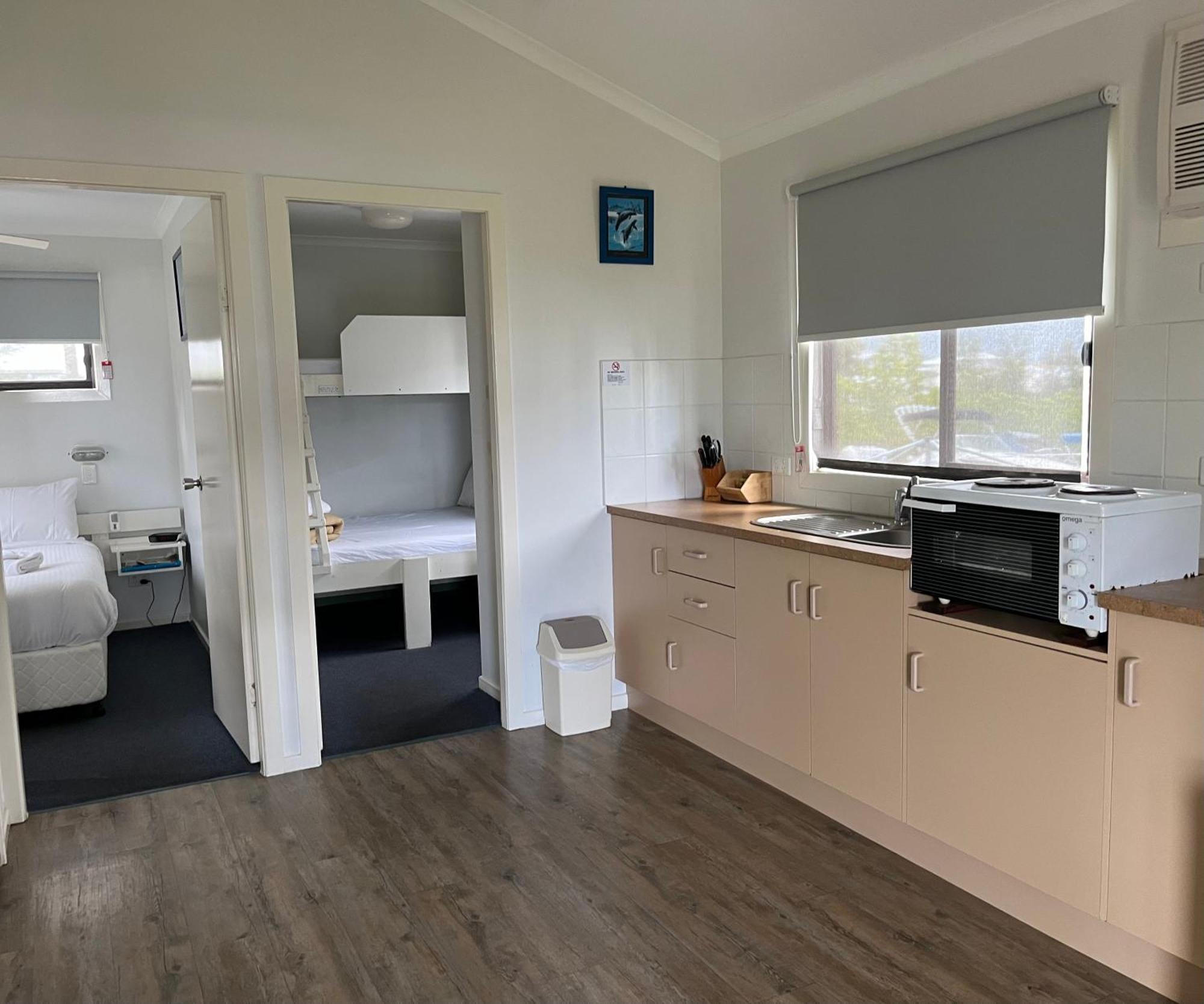 Diamond Beach Holiday Park Экстерьер фото
